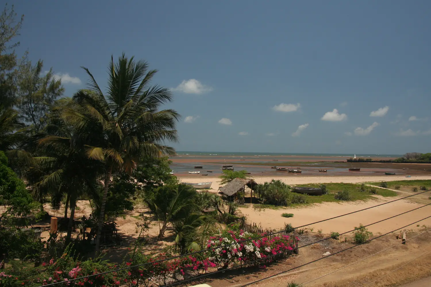 Il porto di Malindi con la croce di Vasco da Gama